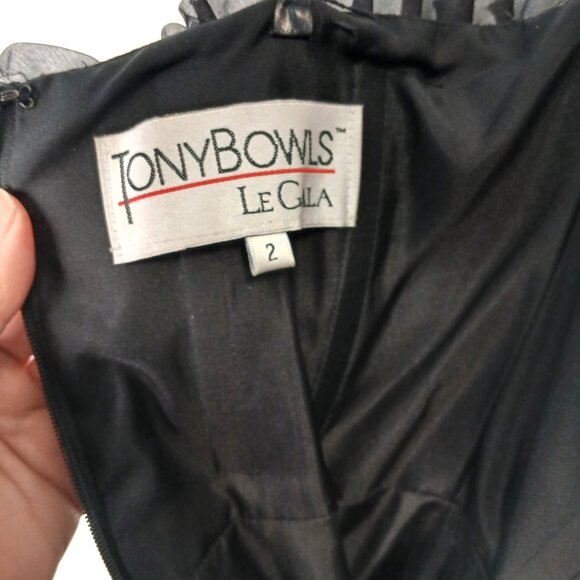 Stunning Black & Gold Formal Mini Gown - Picture 6 of 6